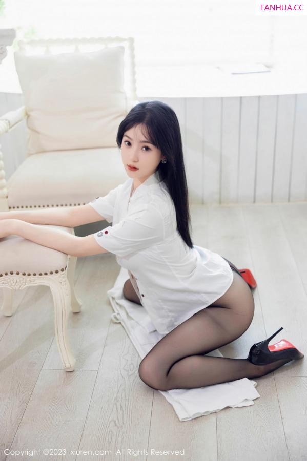   [XiuRen]高清写真图 2023.07.06 No.7037 柚琪Rich 丰腴美臀第35张图片